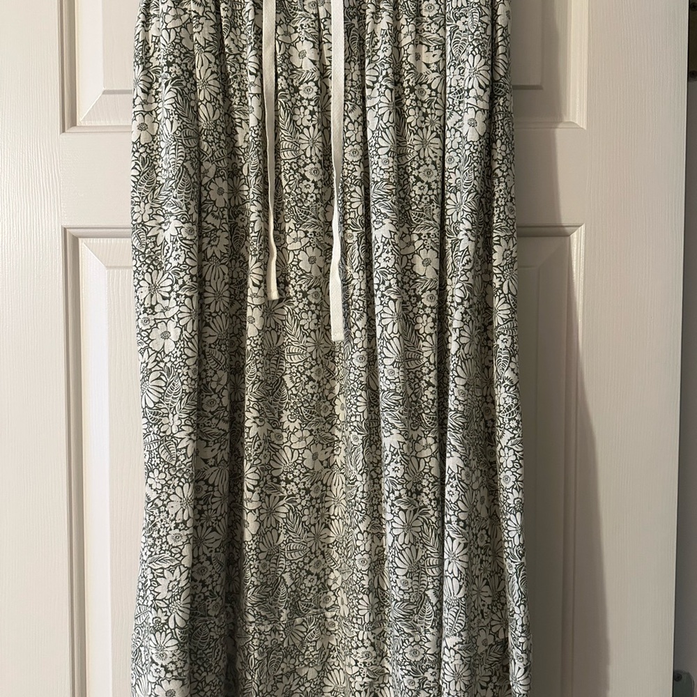 Wonderly A-Line Skirt - Black and White Floral